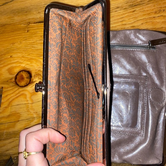 Hobo Wallet/Clutch - Picture 6 of 7